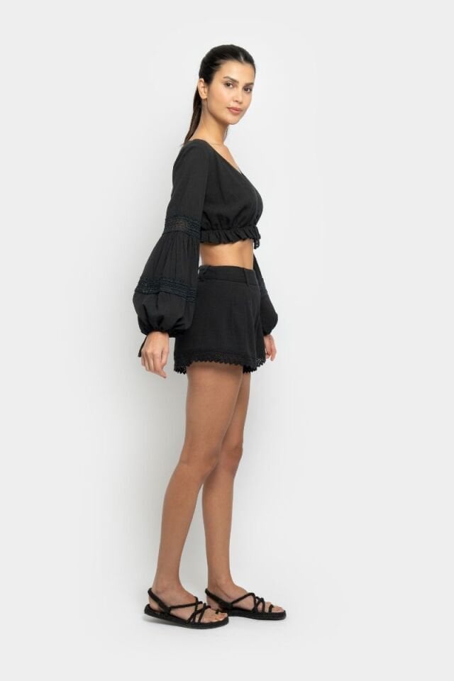 TWILLY  SHORTS IN BLACK