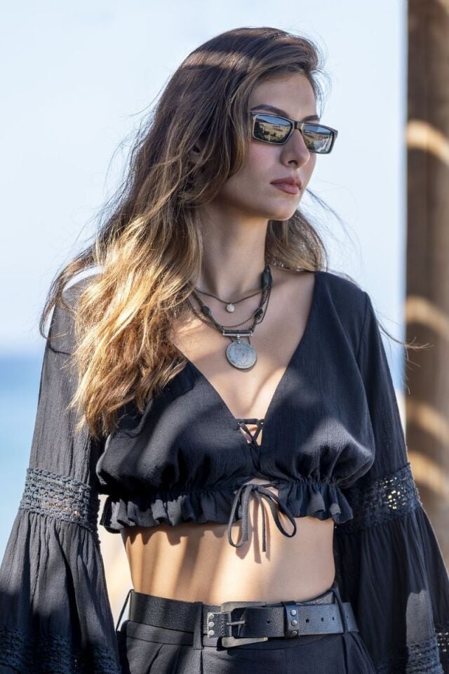 TWILLY  TOP IN BLACK