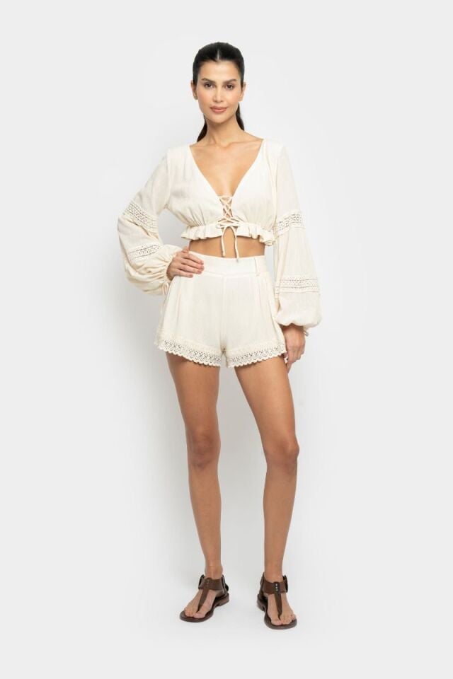 TWILLY SHORTS IN ECRU